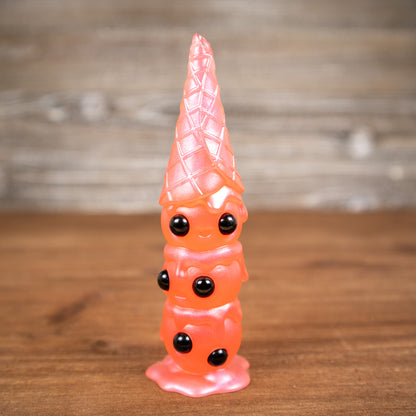 This is Wafull "Bubblegum" Limited Edition Resin Figure