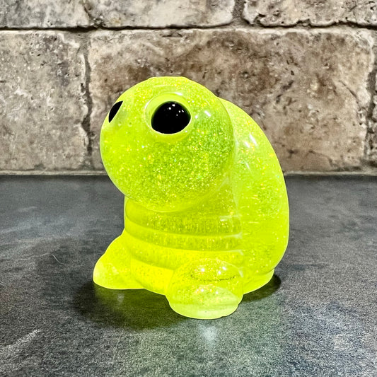 Worm Summer Sparkle Limited Edition Resin Figure (LCC Exclusive)
