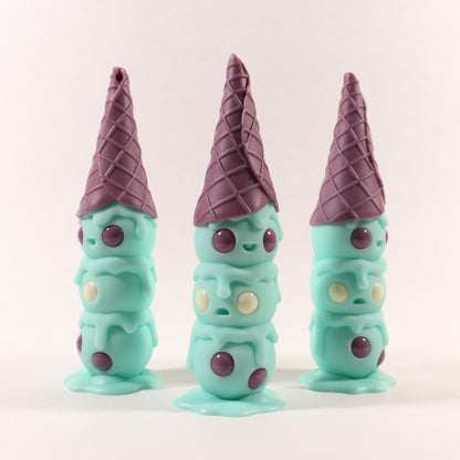 This is Wafull Ice Cream Social Limited Edition Resin Figure (LCC Exclusive)