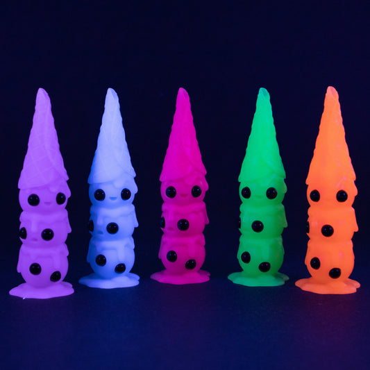 This is Wafull Blacklight Bash Resin Figure Mystery Bag