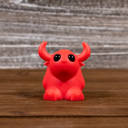 Clove the Bull Autumn Red Limited Edition Resin Figure