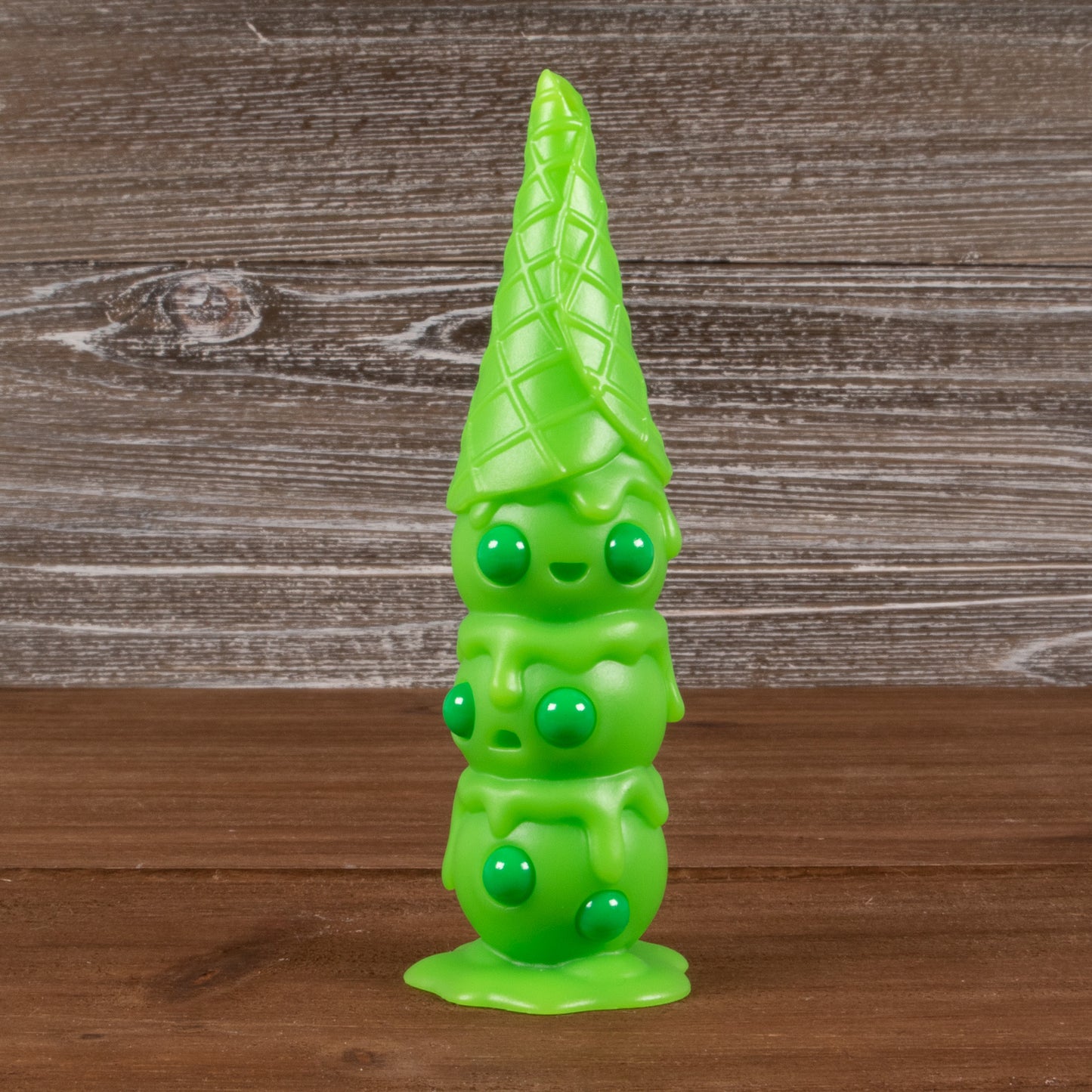 This is Wafull Emerald City Scoop Limited Edition Resin Figure