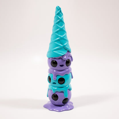 This is Wafull Wildberry Tart Limited Edition Hand-Painted Resin Figure
