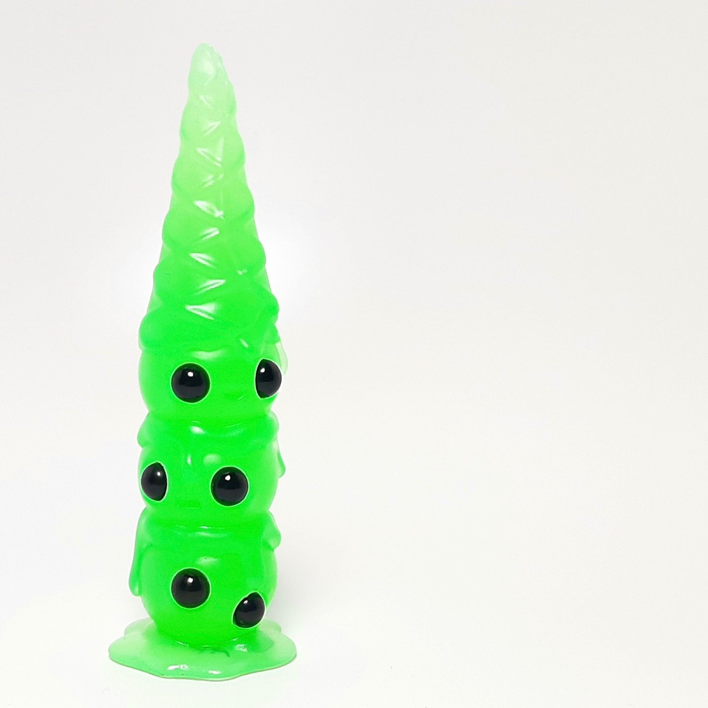 This is Wafull Sour Apple Limited Edition Resin Figure